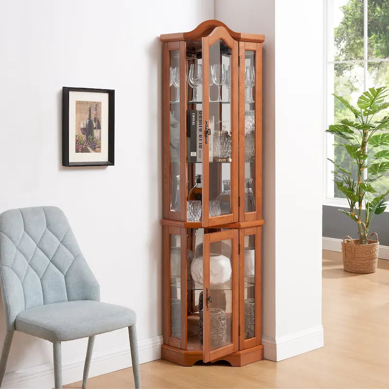 Vitrine d'angle éclairée avec portes, étagères en verre trempé et poignées sculptées