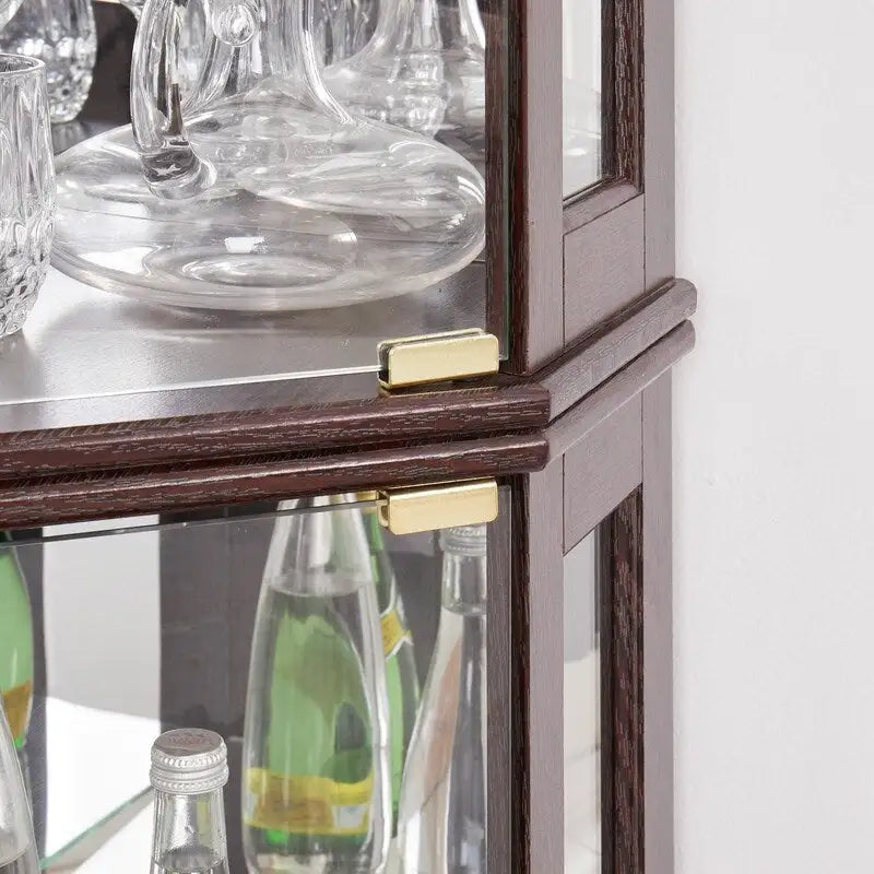 Vitrine d'angle avec éclairage intégré pour objets de collection et verrerie