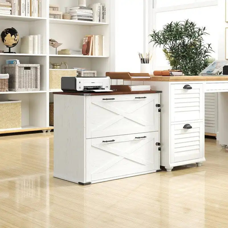 Meuble bas en bois avec 2 tiroirs verrouillables et porte coulissante — 65,5 cm H