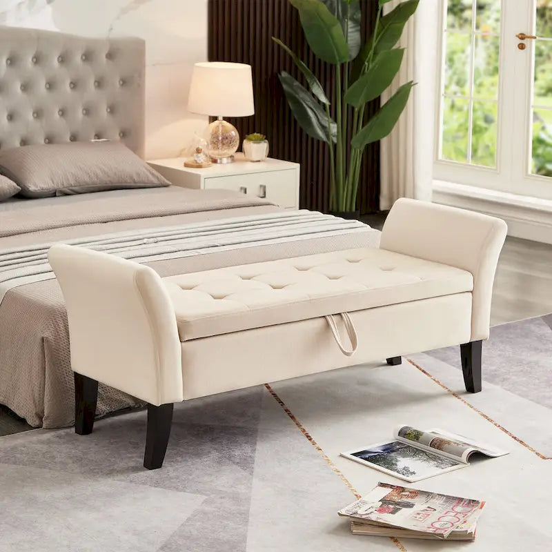 Banc de rangement en velours avec accoudoirs, design capitonné et pieds en bois massif