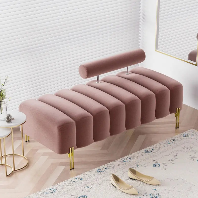 Meuble vintage crème en bois avec 2 tiroirs, double porte et poignées en métal