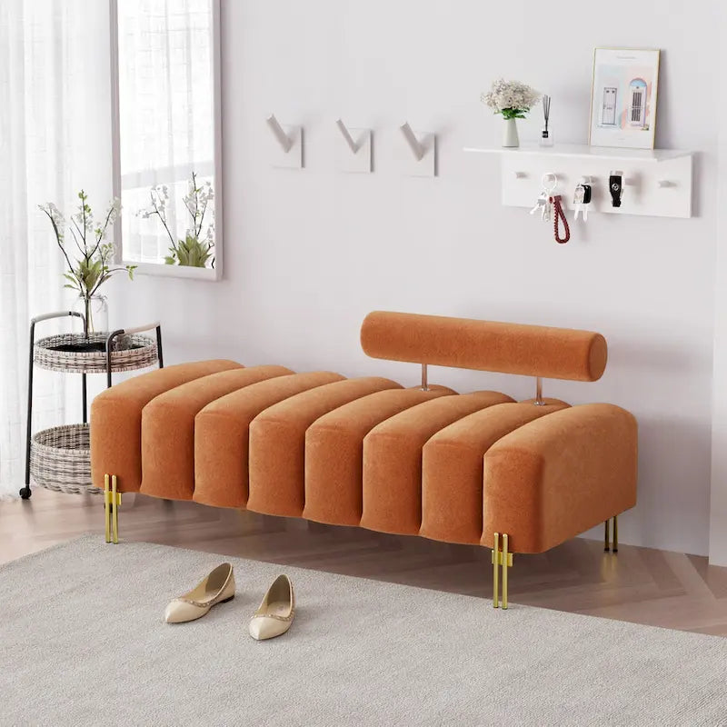 Meuble vintage crème en bois avec 2 tiroirs, double porte et poignées en métal