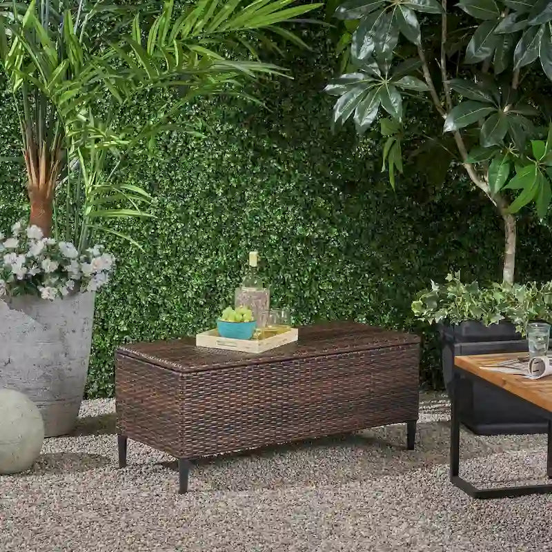 Banc de rangement d'extérieur en rotin avec osier en résine résistant aux intempéries