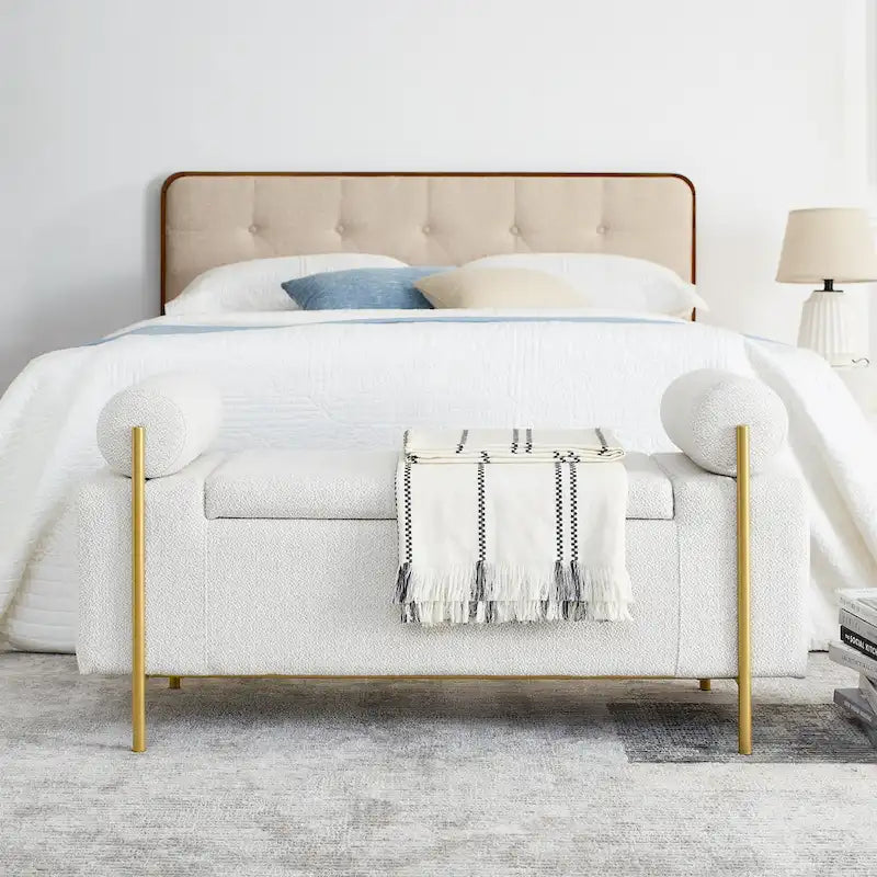 Banc de rangement capitonné avec accoudoirs cylindriques, tissu en lin et pieds en fer