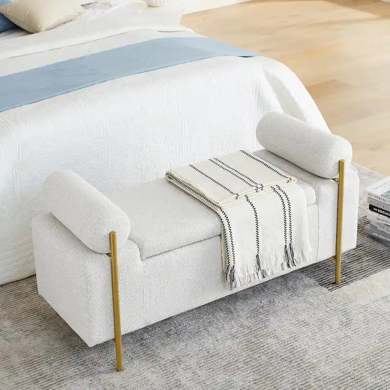 Banc de rangement capitonné avec accoudoirs cylindriques, tissu en lin et pieds en fer